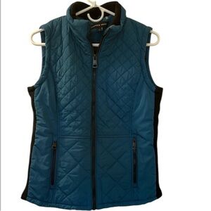 Andrew Marc Quilted Vest  Teal color with black Size S